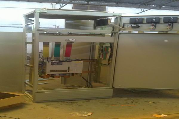 洪洞控制柜-3683品牌总闸控制柜的使用原则